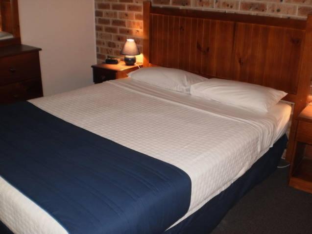 Lake Haven Motor Inn Gorokan Szoba fotó
