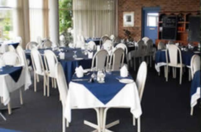 Lake Haven Motor Inn Gorokan Kültér fotó