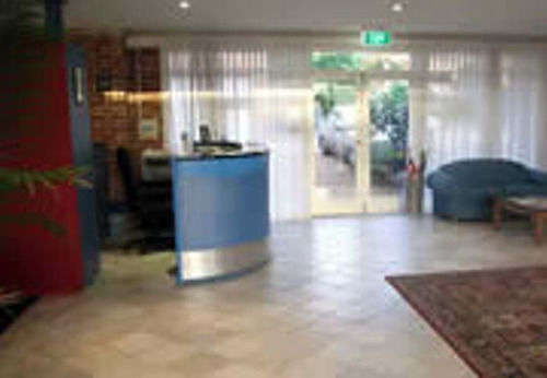 Lake Haven Motor Inn Gorokan Kültér fotó